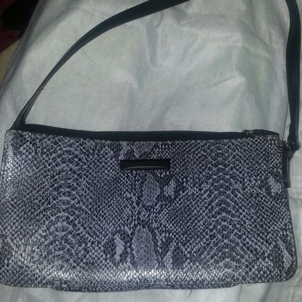Black & Gray snake print purse